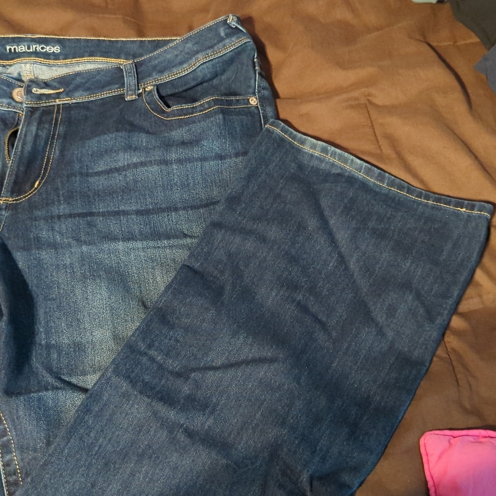 Jeans - Picture 2 of 5